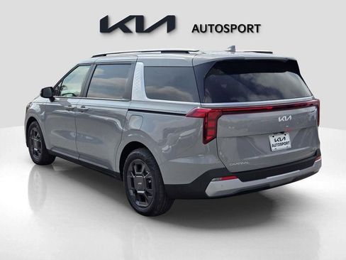 New 2026 Kia Carnival EX FWD image 10