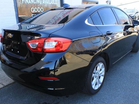 Used 2019 Chevrolet Cruze LT w/ LT Fleet Convenience Package image 9