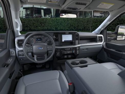 New 2026 Ford F550 2WD Crew Cab Super Duty image 9