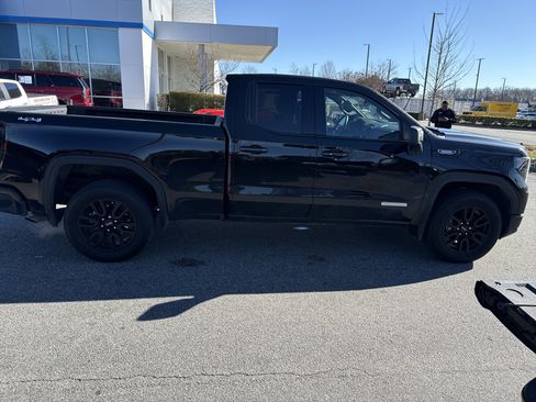 Certified 2025 GMC Sierra 1500 Elevation image 11