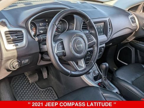 Used 2021 Jeep Compass Latitude w/ Convenience Group AWD/4WD image 17