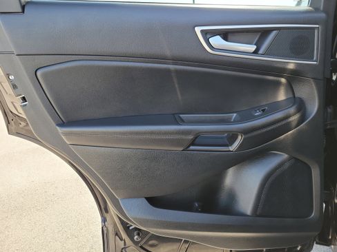 Used 2023 Ford Edge SEL w/ Convenience Package AWD/4WD image 11