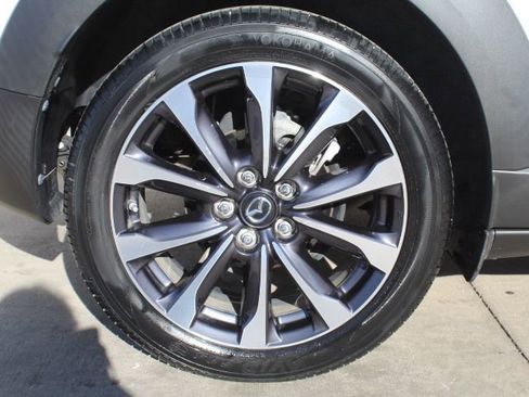 Used 2019 MAZDA CX-3 Touring image 9