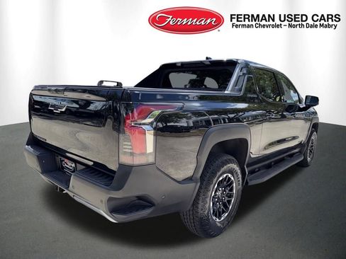 Used 2026 Chevrolet Silverado EV Trail Boss w/ LPO, Gameday Tailgate Package AWD/4WD image 2