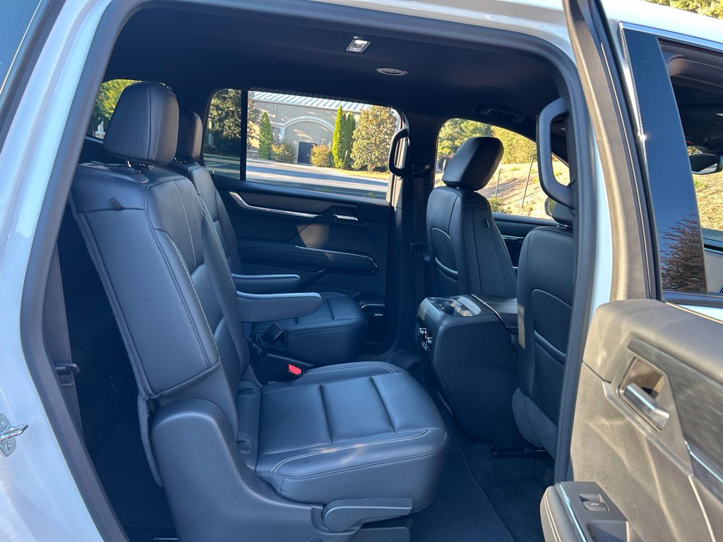 Used 2024 GMC Acadia Elevation FWD image 46