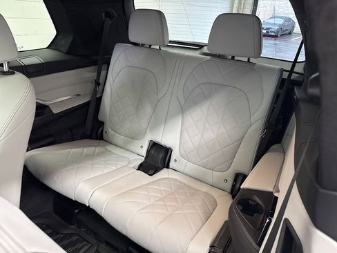 New 2026 BMW X7 xDrive40i image 47