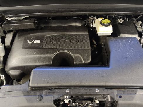 Used 2019 Nissan Pathfinder SL FWD image 30