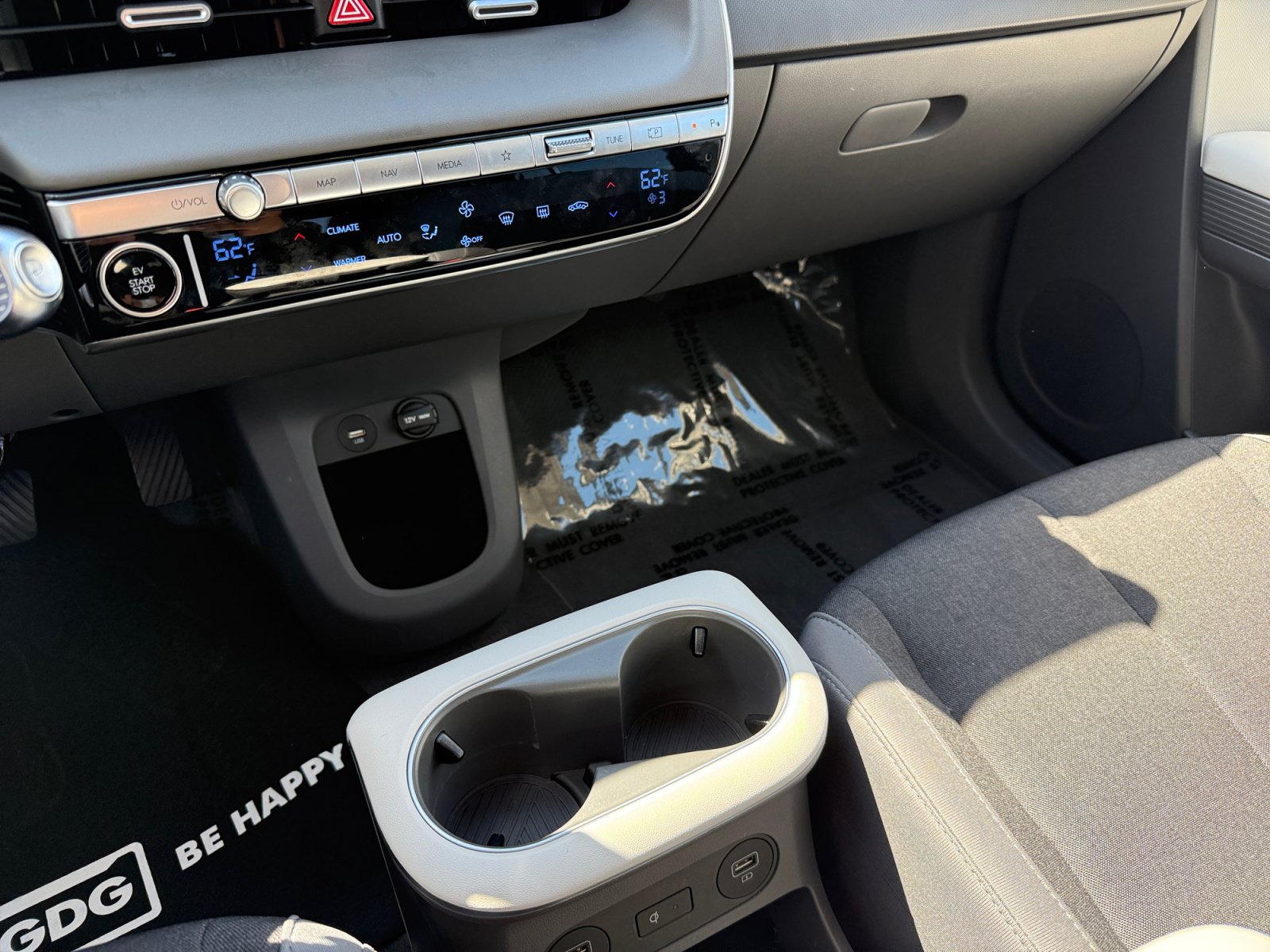 Certified 2024 Hyundai Ioniq 5 SEL RWD image 13