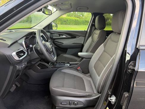 Used 2023 Chevrolet TrailBlazer LT w/ Convenience Package AWD/4WD image 20