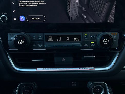 Used 2025 Toyota Grand Highlander FWD image 30