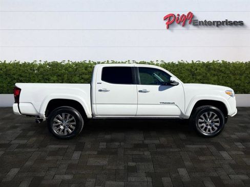 Used 2023 Toyota Tacoma SR5 image 8