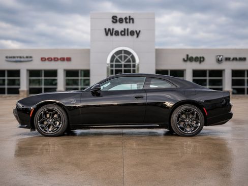 New 2025 Dodge Charger Daytona R/T w/ Quick Order Package 25M R/T AWD/4WD image 5