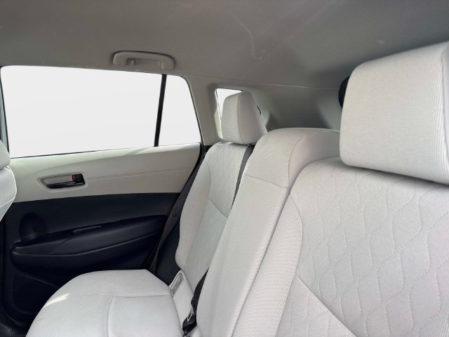 Used 2025 Toyota Corolla Cross LE FWD image 13