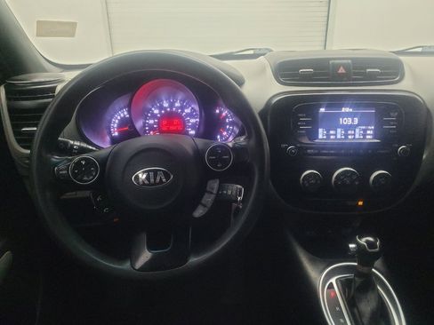 Used 2017 Kia Soul FWD image 22