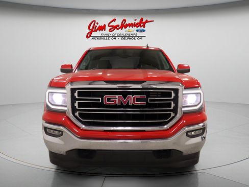 Used 2019 GMC Sierra 1500 SLE w/ SLE Value Package AWD/4WD image 3