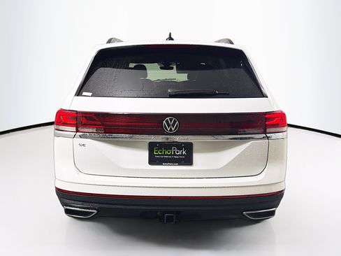 Used 2024 Volkswagen Atlas SE FWD image 7