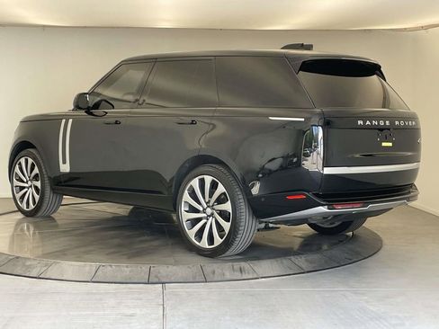 Used 2023 Land Rover Range Rover Autobiography AWD/4WD image 3