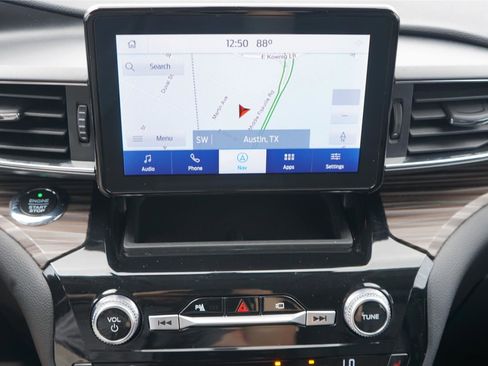 Used 2021 Ford Explorer Limited w/ Equipment Group 301A RWD image 13