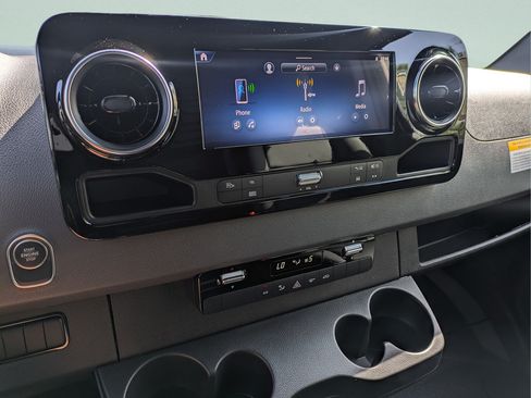 New 2026 Mercedes-Benz Sprinter 2500 image 5