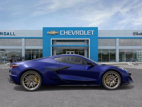 New 2025 Chevrolet Corvette Z06 RWD image 5