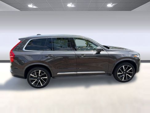 Certified 2023 Volvo XC90 B6 Plus w/ Protection Package AWD/4WD image 8