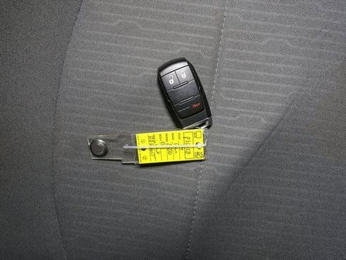 Used 2024 RAM 2500 Big Horn image 38