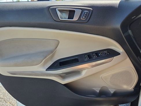 Used 2020 Ford EcoSport SE w/ SE Convenience Package FWD image 34