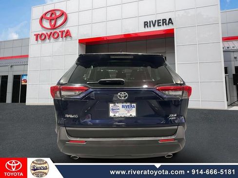 Used 2019 Toyota RAV4 XLE w/ Convenience Package AWD/4WD image 6