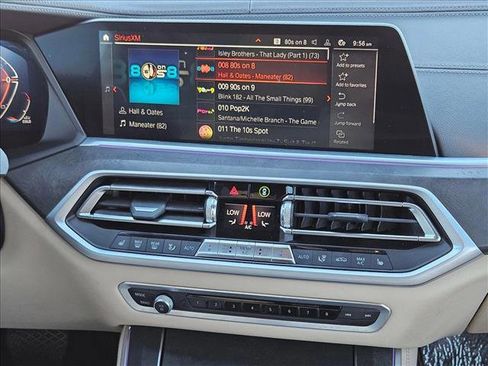 Used 2022 BMW X5 sDrive40i w/ Premium Package image 13