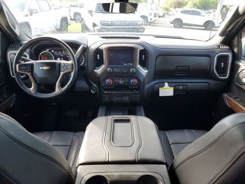 Used 2021 Chevrolet Silverado 1500 High Country w/ Technology Package image 13