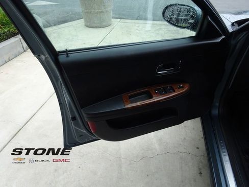 Used 2006 Buick LaCrosse CXL w/ Chrome Appearance Package image 24