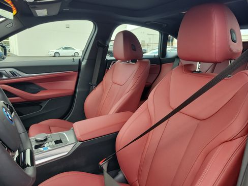 Used 2025 BMW i4 eDrive40 RWD image 22