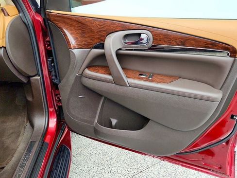 Used 2016 Buick Enclave Leather FWD image 26
