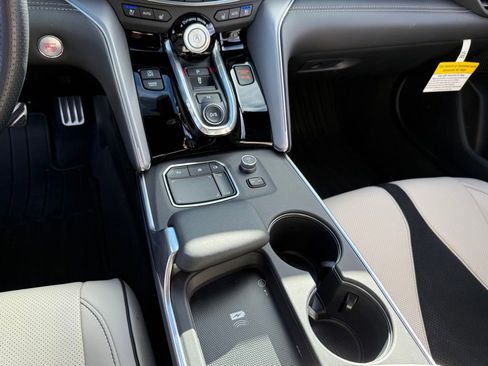 Certified 2025 Acura TLX SH-AWD w/ A-SPEC Pkg image 25