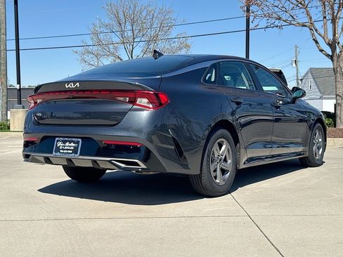 Used 2023 Kia K5 LXS image 8