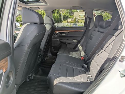 Used 2021 Honda CR-V Touring image 31