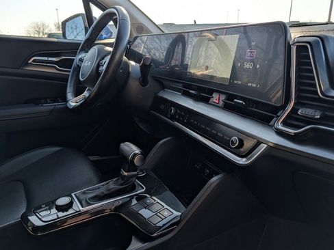 Used 2023 Kia Sportage EX image 21