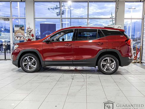 Used 2019 GMC Terrain SLT image 6