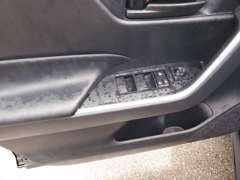 Certified 2025 Toyota RAV4 LE AWD/4WD image 20