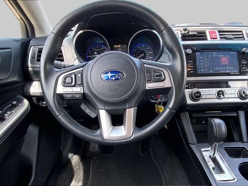 Used 2015 Subaru Legacy 2.5i Premium AWD/4WD image 6