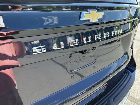 New 2026 Chevrolet Suburban High Country w/ Sun And Tow Package AWD/4WD image 10