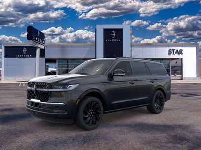 New 2026 Lincoln Navigator Reserve w/ Jet Appearance Package