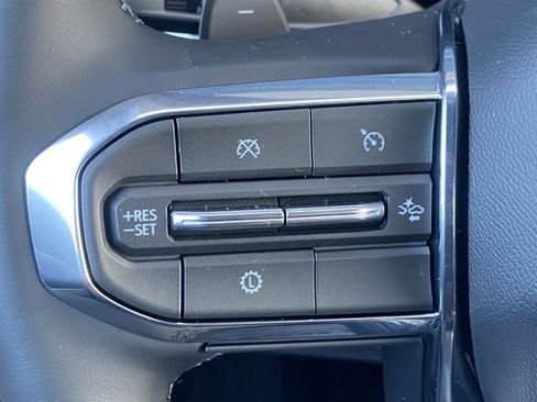 New 2026 GMC Acadia Elevation image 13