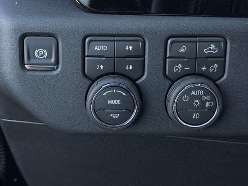New 2026 Chevrolet Silverado 2500 LT w/ Trail Boss Package AWD/4WD image 18