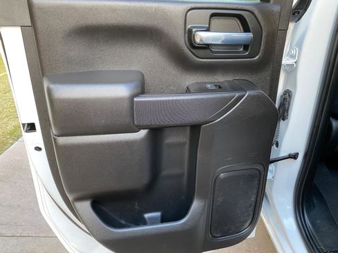 Used 2024 Chevrolet Silverado 2500 Custom w/ Custom Convenience Package image 24