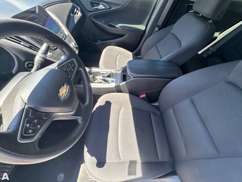 Used 2022 Chevrolet Malibu LT FWD image 12