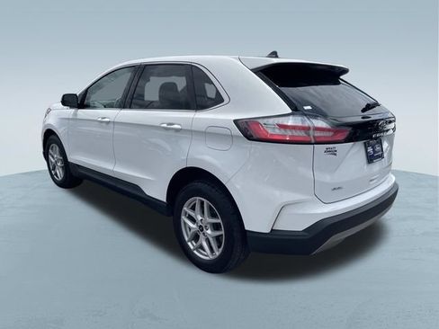 Certified 2024 Ford Edge SEL w/ Convenience Package AWD/4WD image 6