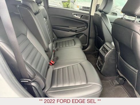 Used 2022 Ford Edge SEL AWD/4WD image 10