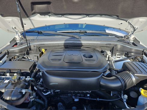 Used 2022 Jeep Grand Cherokee Limited image 37