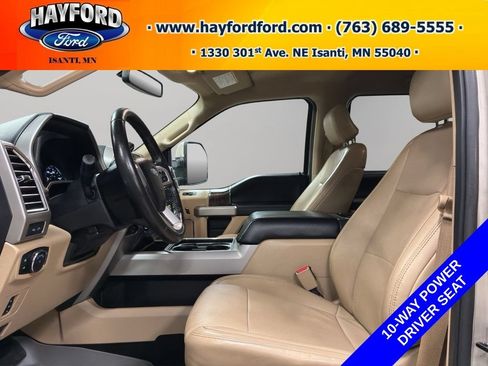 Used 2017 Ford F250 Lariat w/ Lariat Value Package AWD/4WD image 12